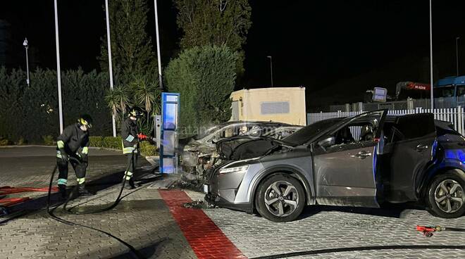 Incendio auto Bencivenni