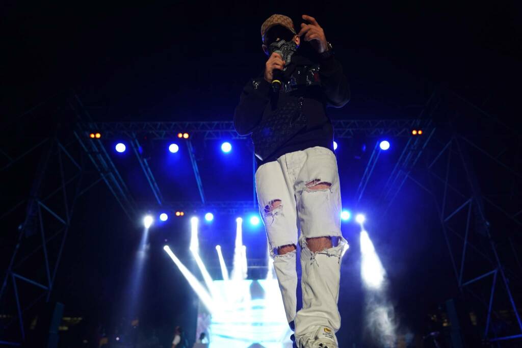 Il rapper Sfera Ebbasta per il firmacopie a Lecce